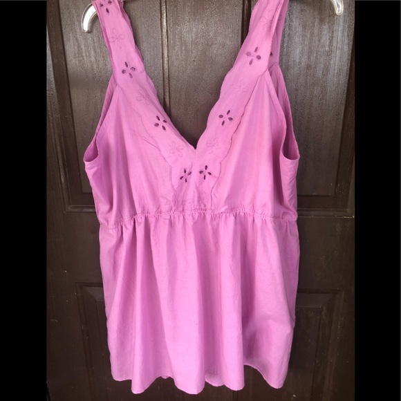 Plus  size Tank / Blouse - Picture 2 of 3